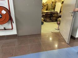 Hola Centre (D14), Factory #614493711